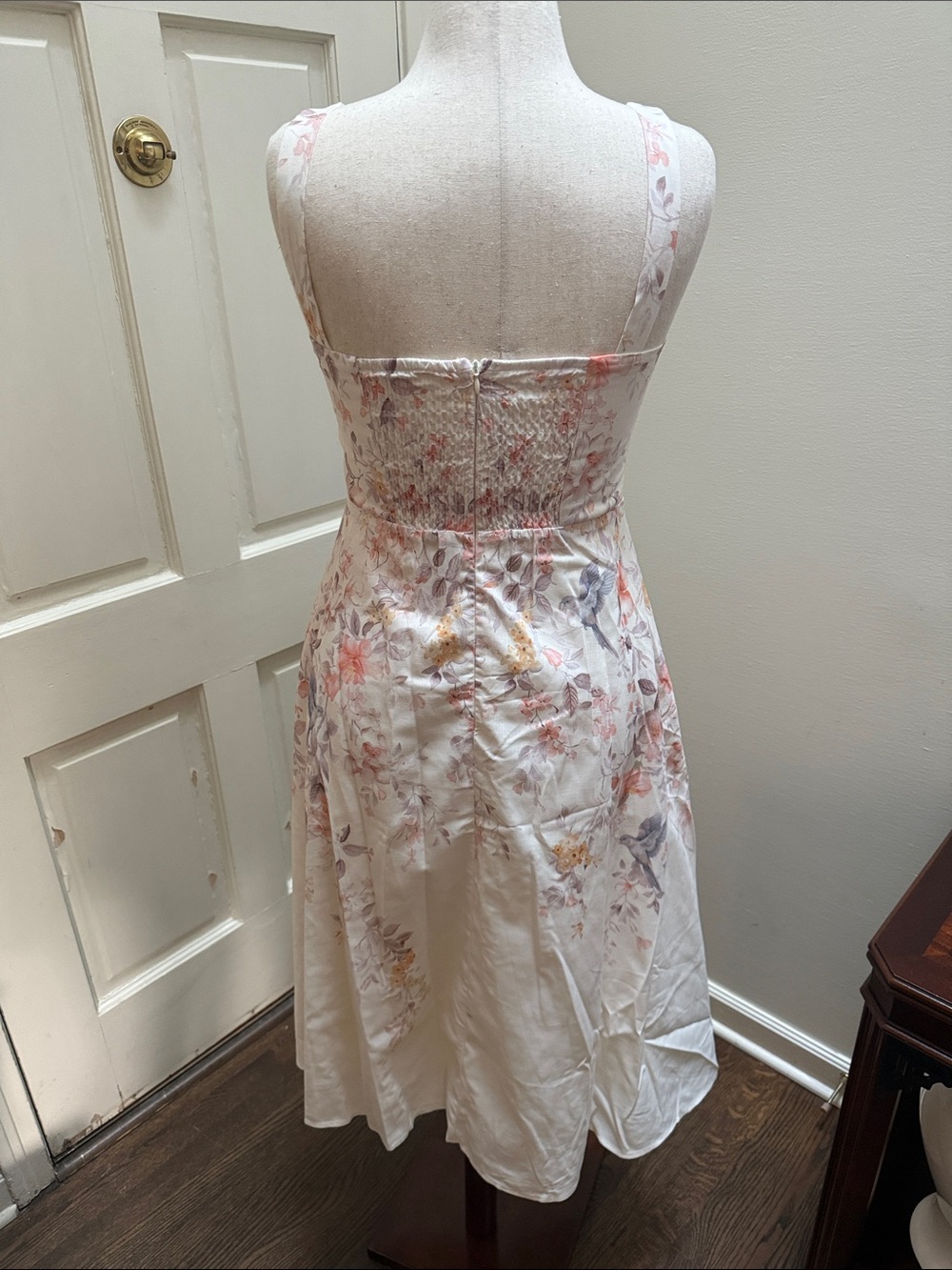 Commense Floral Sweetheart Midi Dress in Blush and Gray - Picture 2 of 4
